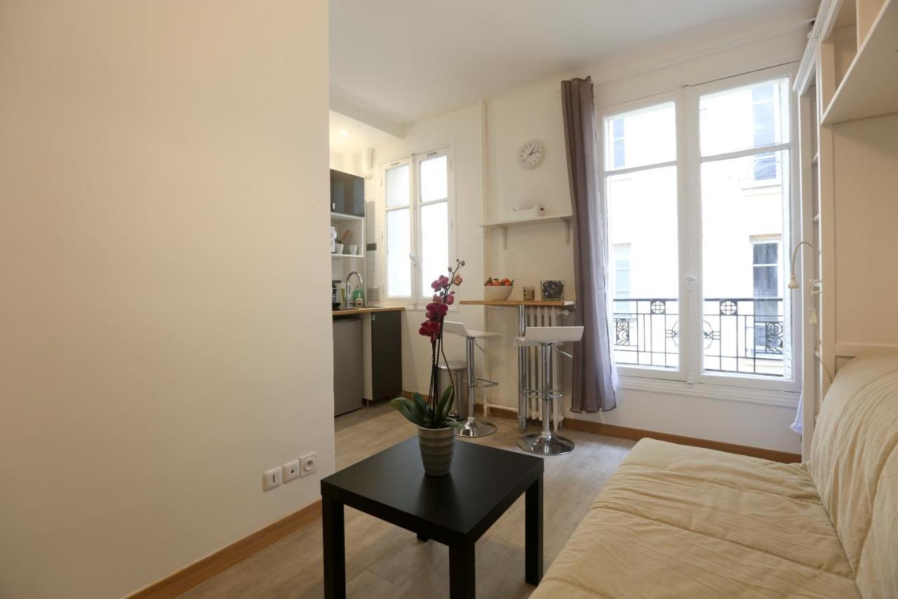شقة Renovated Studio For 2 باريس الغرفة الصورة